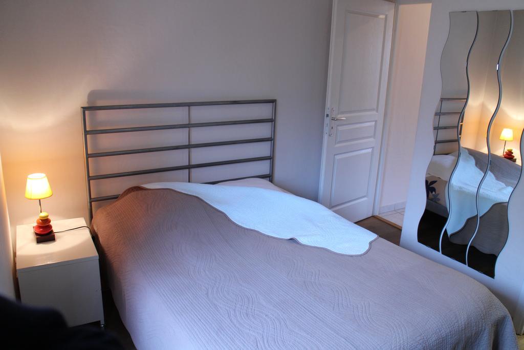Les Z'Hirondelles Hotel Annecy Phòng bức ảnh