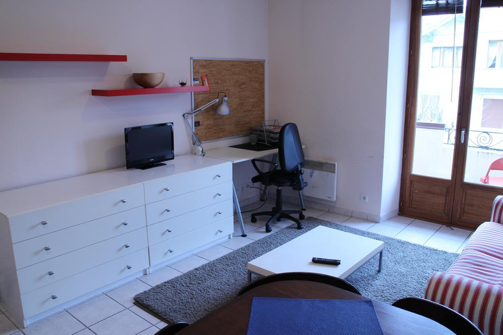 Les Z'Hirondelles Hotel Annecy Phòng bức ảnh