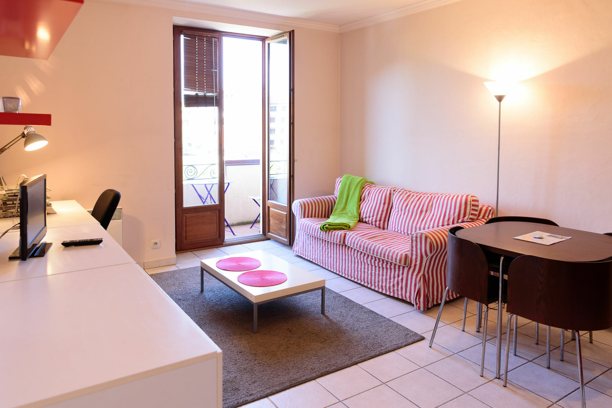 Les Z'Hirondelles Hotel Annecy Ngoại thất bức ảnh